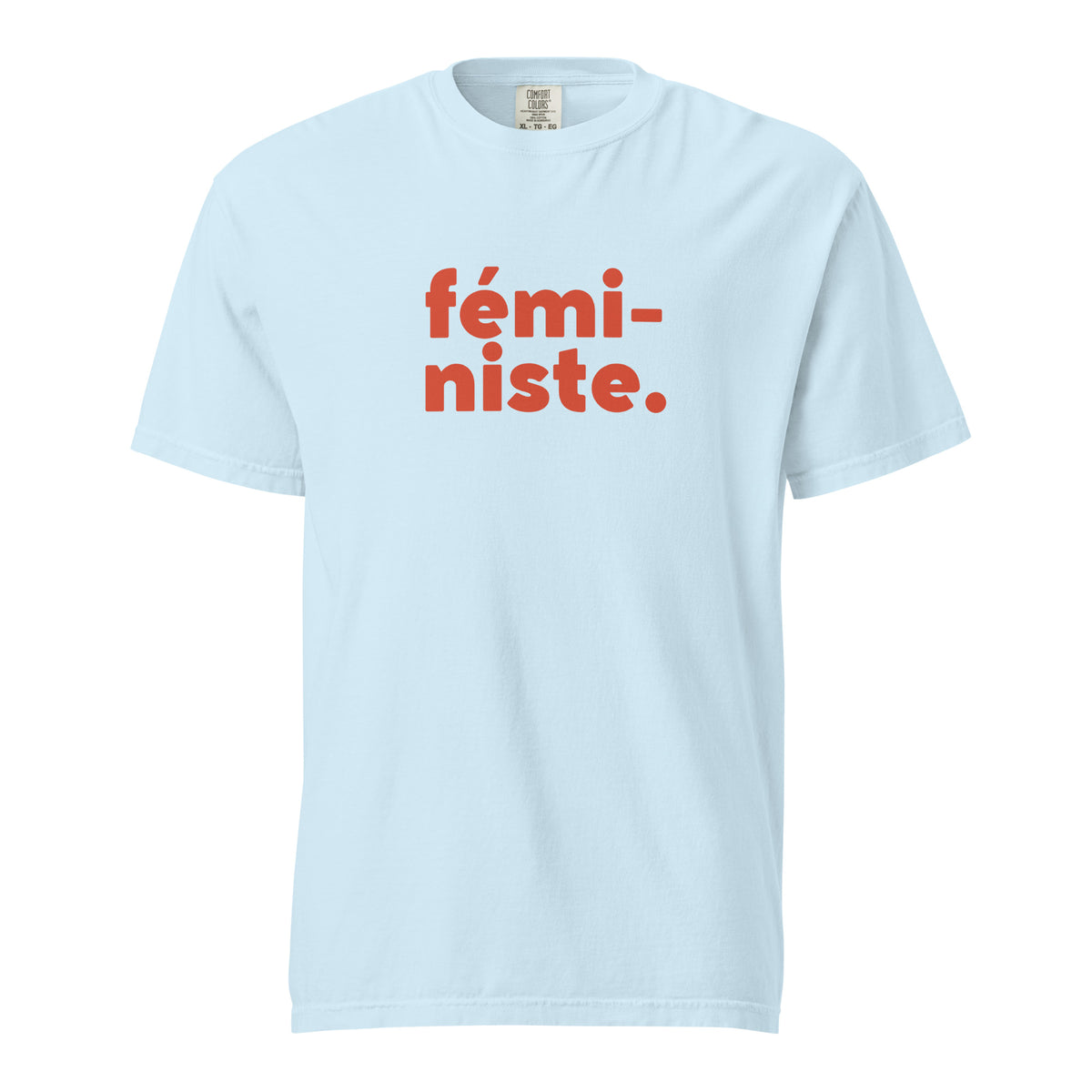 Chambray T-shirt, front view with red "fÃ©mi-niste." lettering.