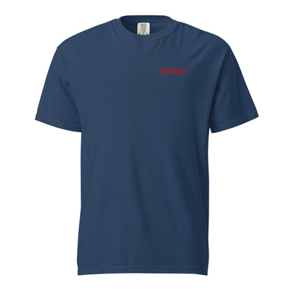 True Navy T-shirt, front view, with small red 'amor.' lettering on the chest.